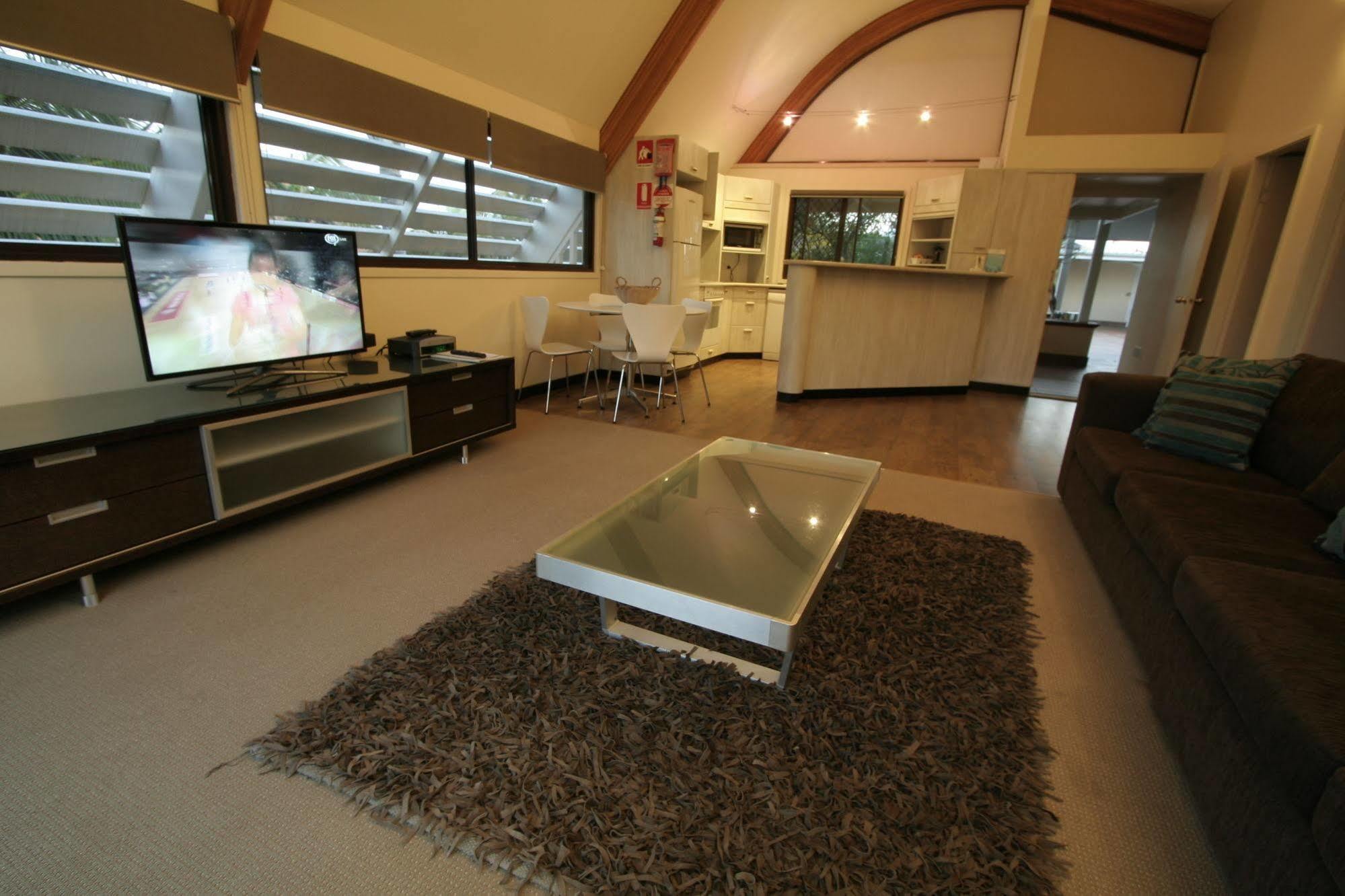 Hotel Waves Byron Bay Zewnętrze zdjęcie